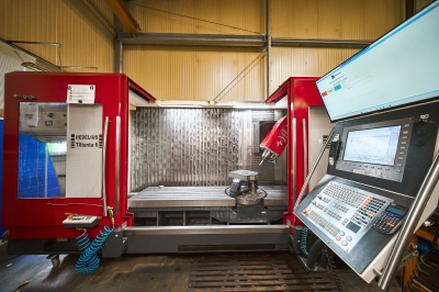 CNC-Fräsmaschine Hedelius T6 im Maschinenpark von duotec Sondermaschinenbau